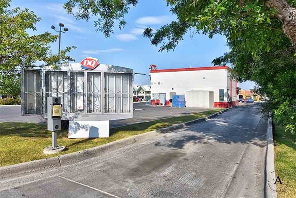 Former Dairy Queen Building : 2850 N Montana Ave, Helena, MT 59601